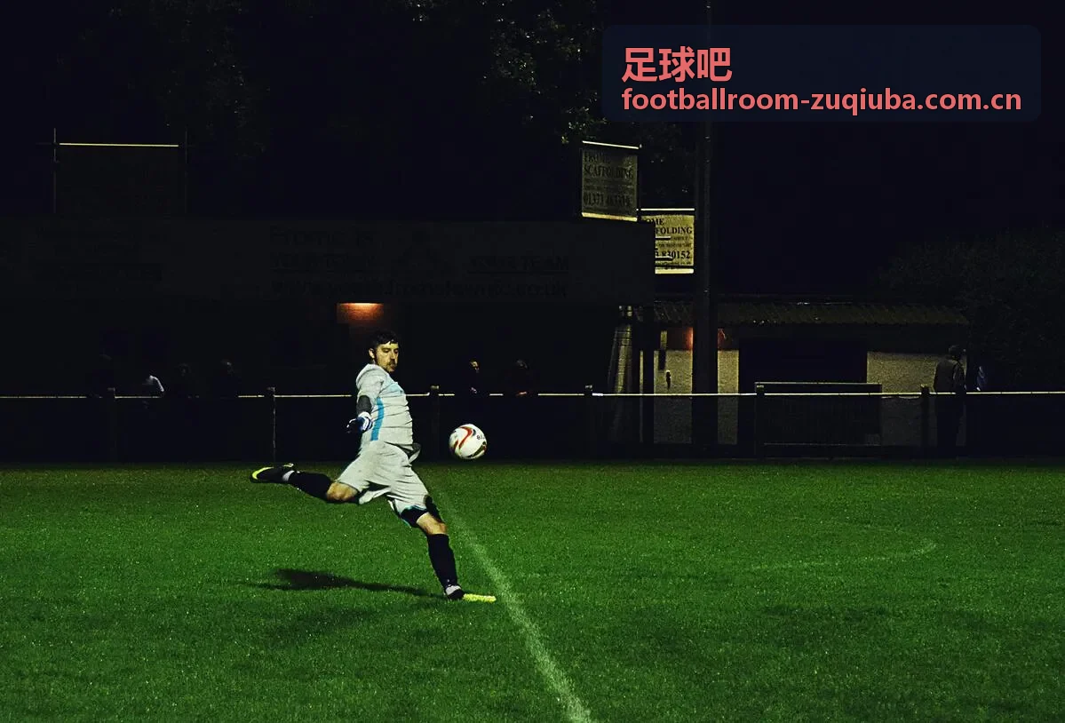足球吧球队与球星德比战封面